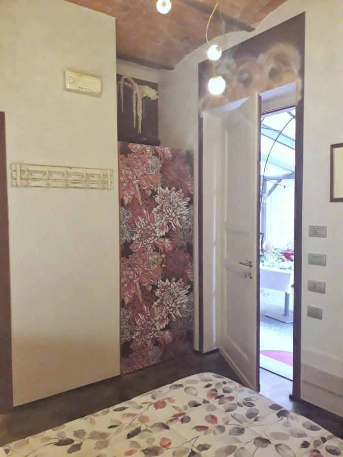 Cortiletto D'Alba Camere Con Ristorante Exterior photo