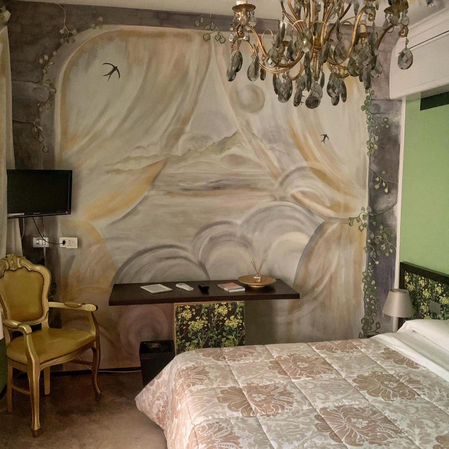Cortiletto D'Alba Camere Con Ristorante Exterior photo